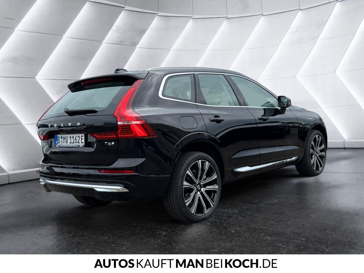 Volvo XC60 T6 AWD Plug-in Hybrid Ultra Bright - Samsaru's Car Outlet