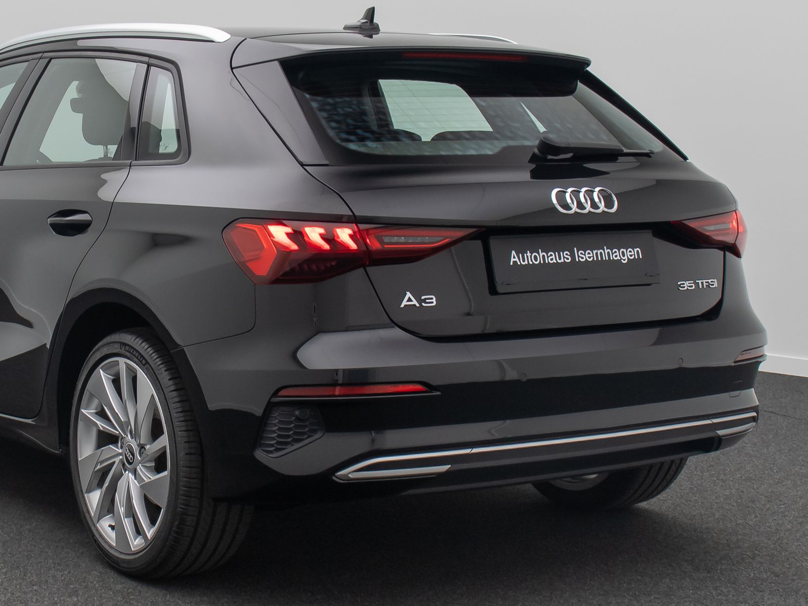 Audi A3 35 TFSI Sportback - Samsaru's Car Outlet
