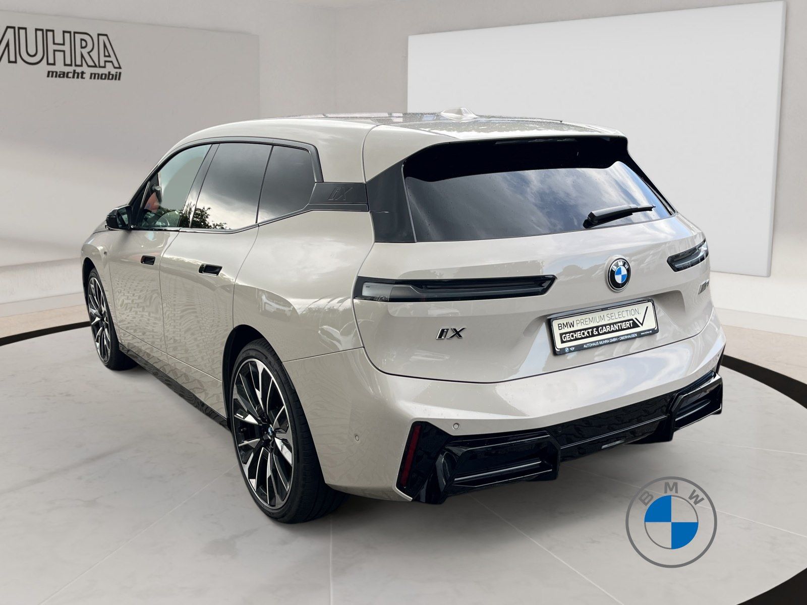 BMW iX M70 XDRIVE 23" DA/PA Prof. AHK Luftfederung