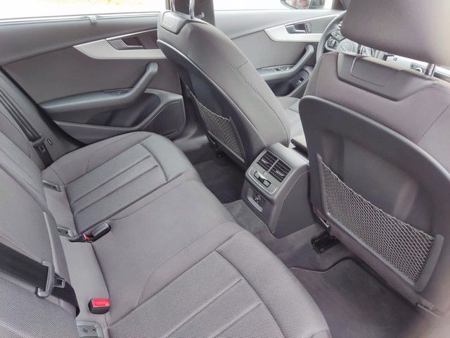 Audi A4 40 TDI S tronic advanced - Samsaru's Car Outlet
