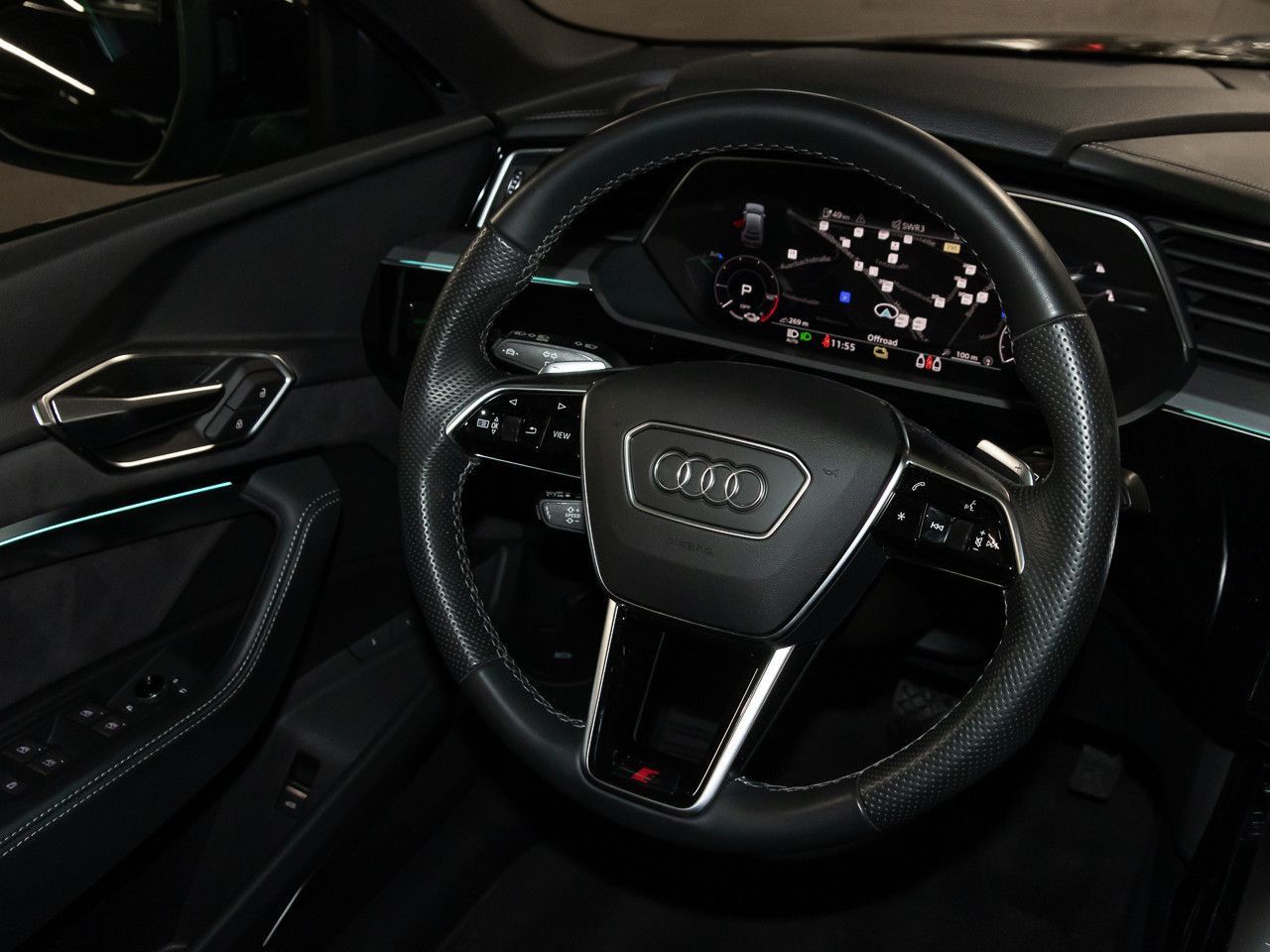 Audi e-tron Sportback 55 quattro S line AHK HUD Pano