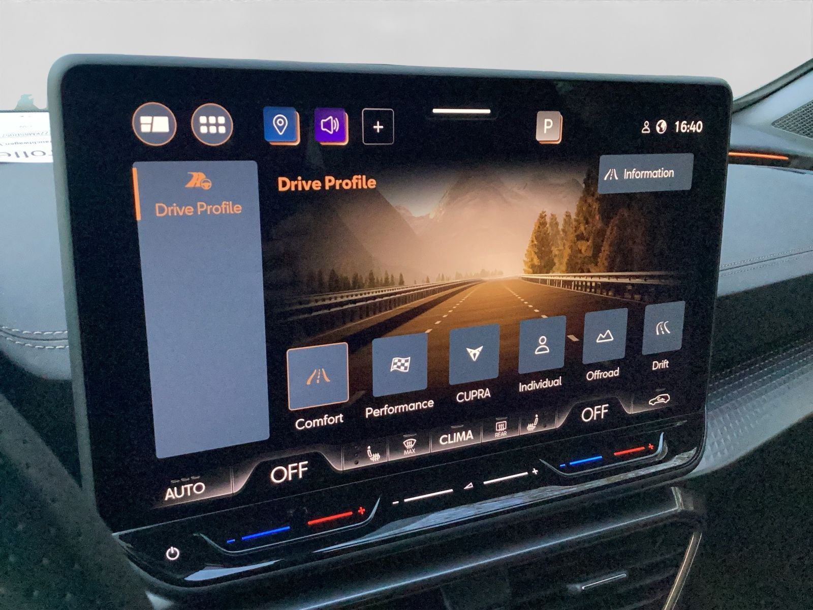 Cupra Formentor VZ 2.0 TSI PANO AHK SENNHEISER MATRIX