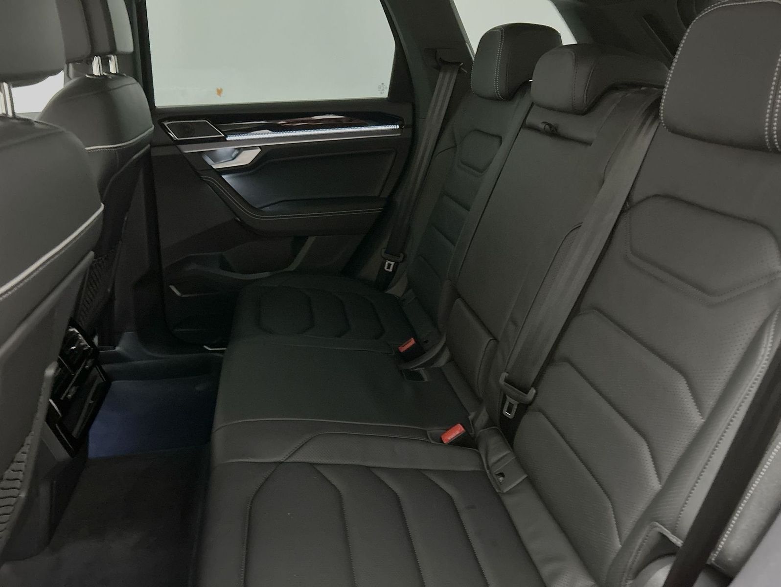 Volkswagen Touareg 3.0 TDI 4Motion Tiptronic R-Line