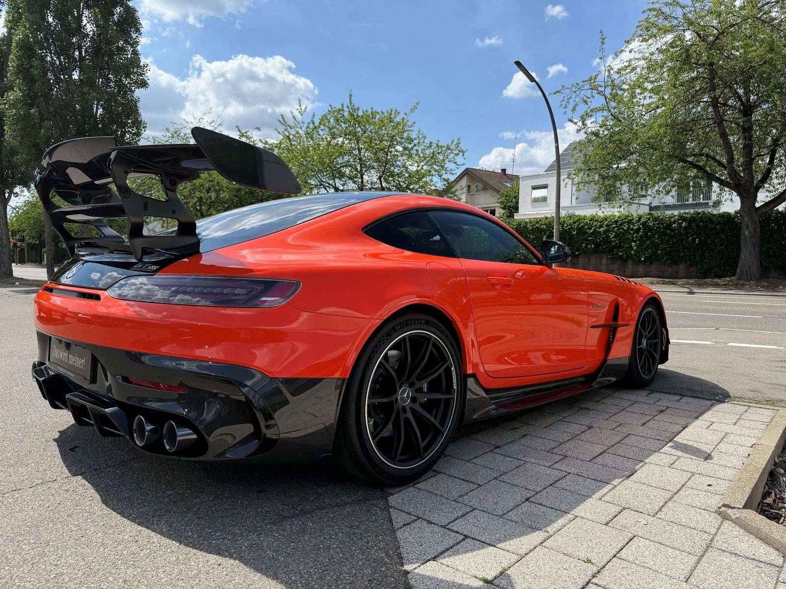 Mercedes-Benz Black Series - Samsaru's Car Outlet