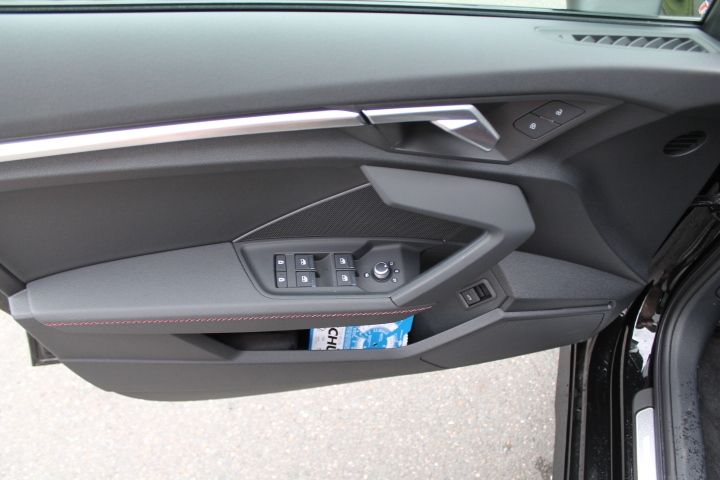 Audi A3 Sportback 35 TDI S-Line - Samsaru's Car Outlet