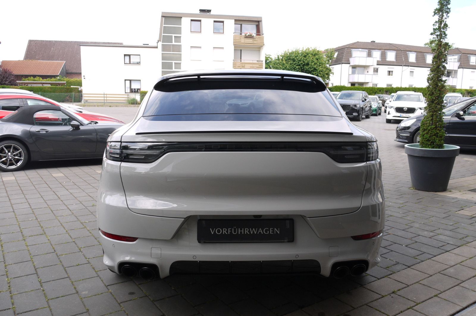 Porsche Cayenne E-Hybrid Platinum Edition*ACC*LUFT*PANO*