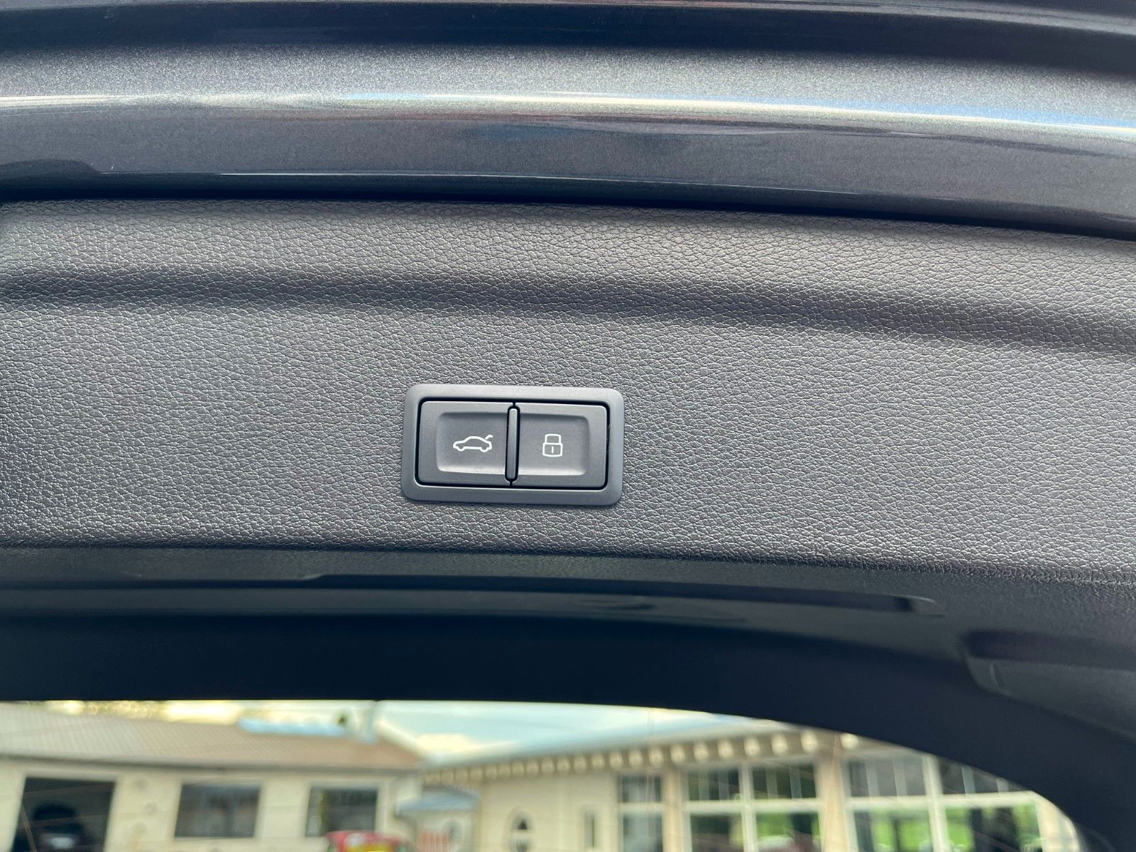 Audi Q3 TFSI quattro S line - Samsaru's Car Outlet