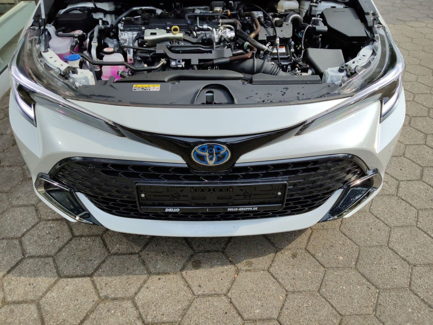 Toyota Corolla Touring Sports Voll-Hybrid Teamplayer AT