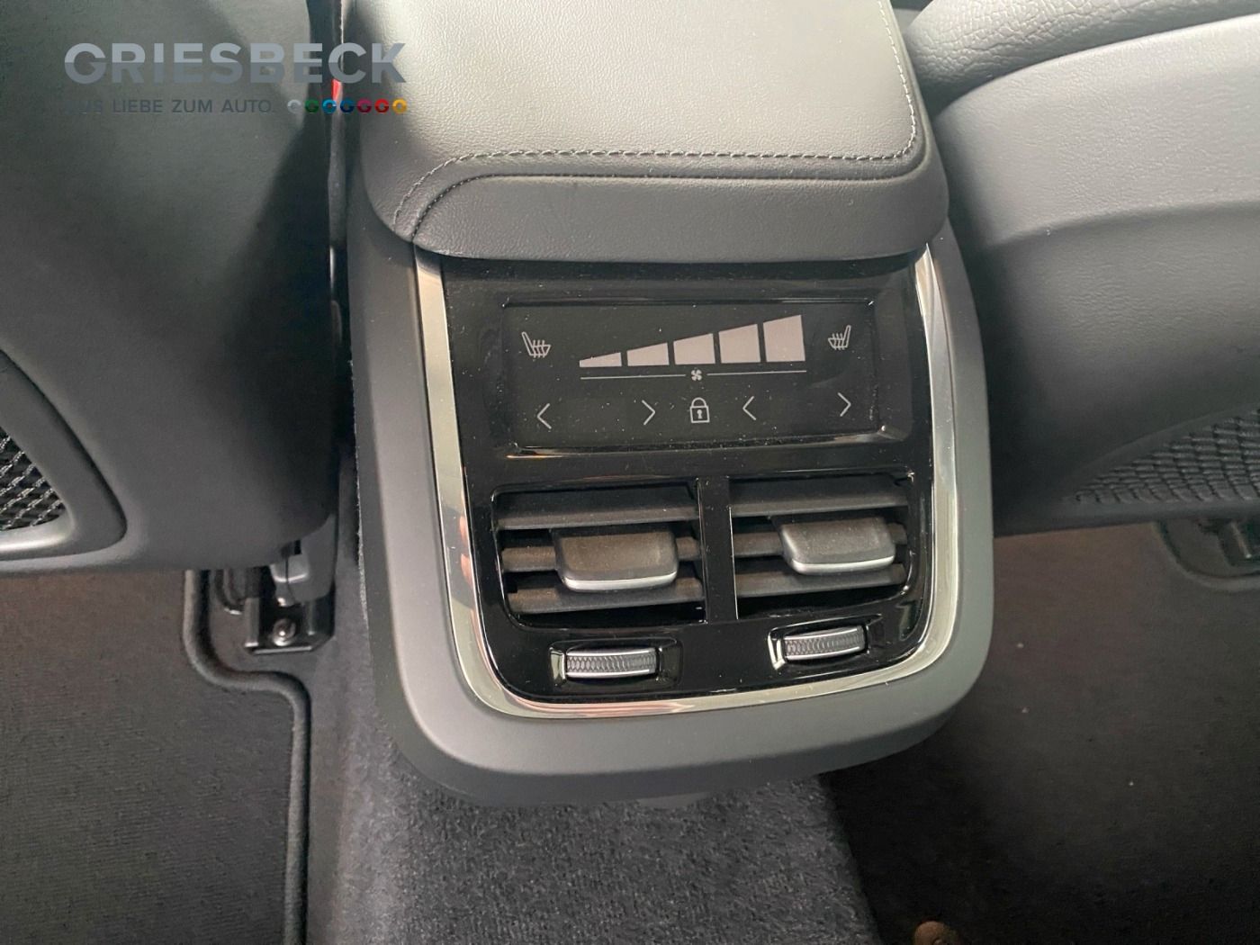 Volvo S60 B5 Ultimate Dark AWD*FLA*ACC*HUD*
