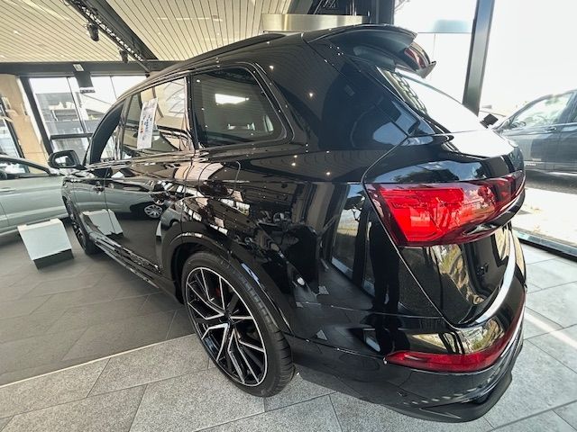 Audi Q7 SUV S line 60 Hybrid, NP: 124.600 €