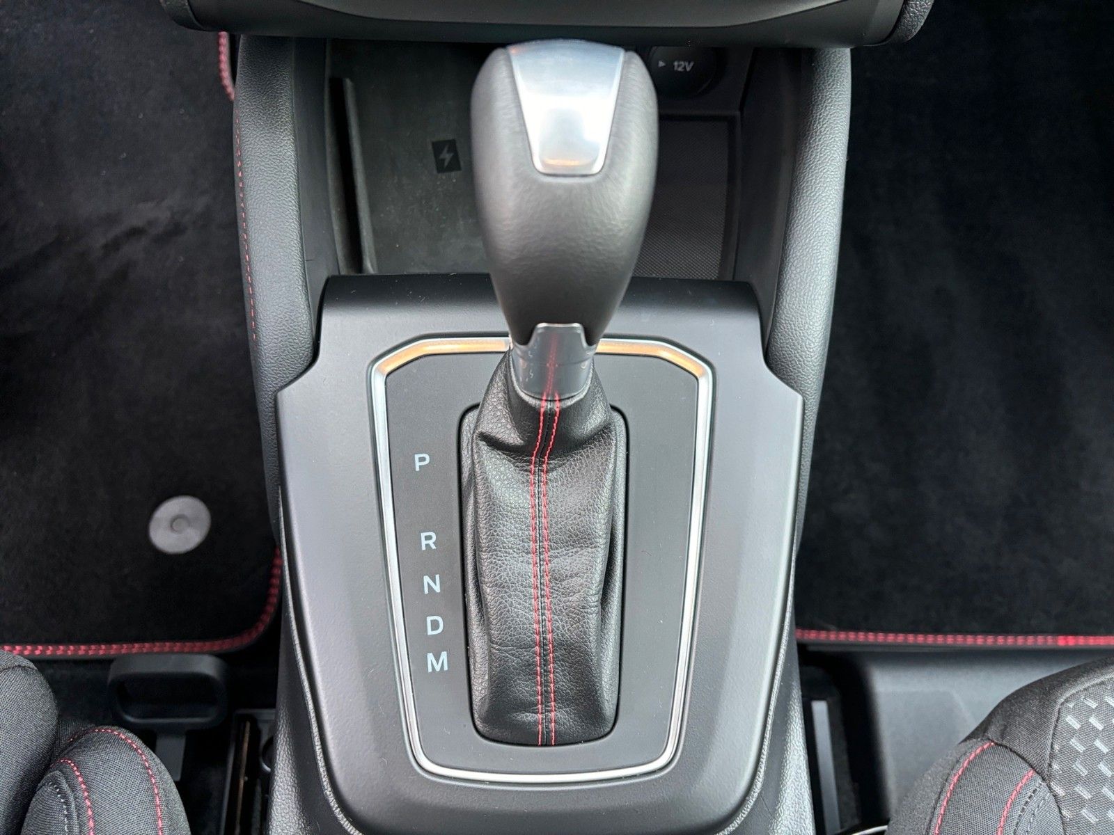 Ford Focus Turnier 1.0 HYBRID Aut. ST-Line X |B&O|LED