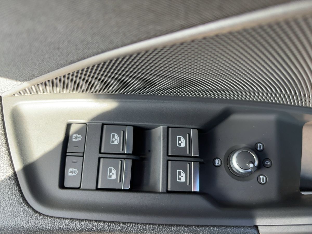 Audi A3 Sportback 35 TFSI advanced AHZV Navi LED