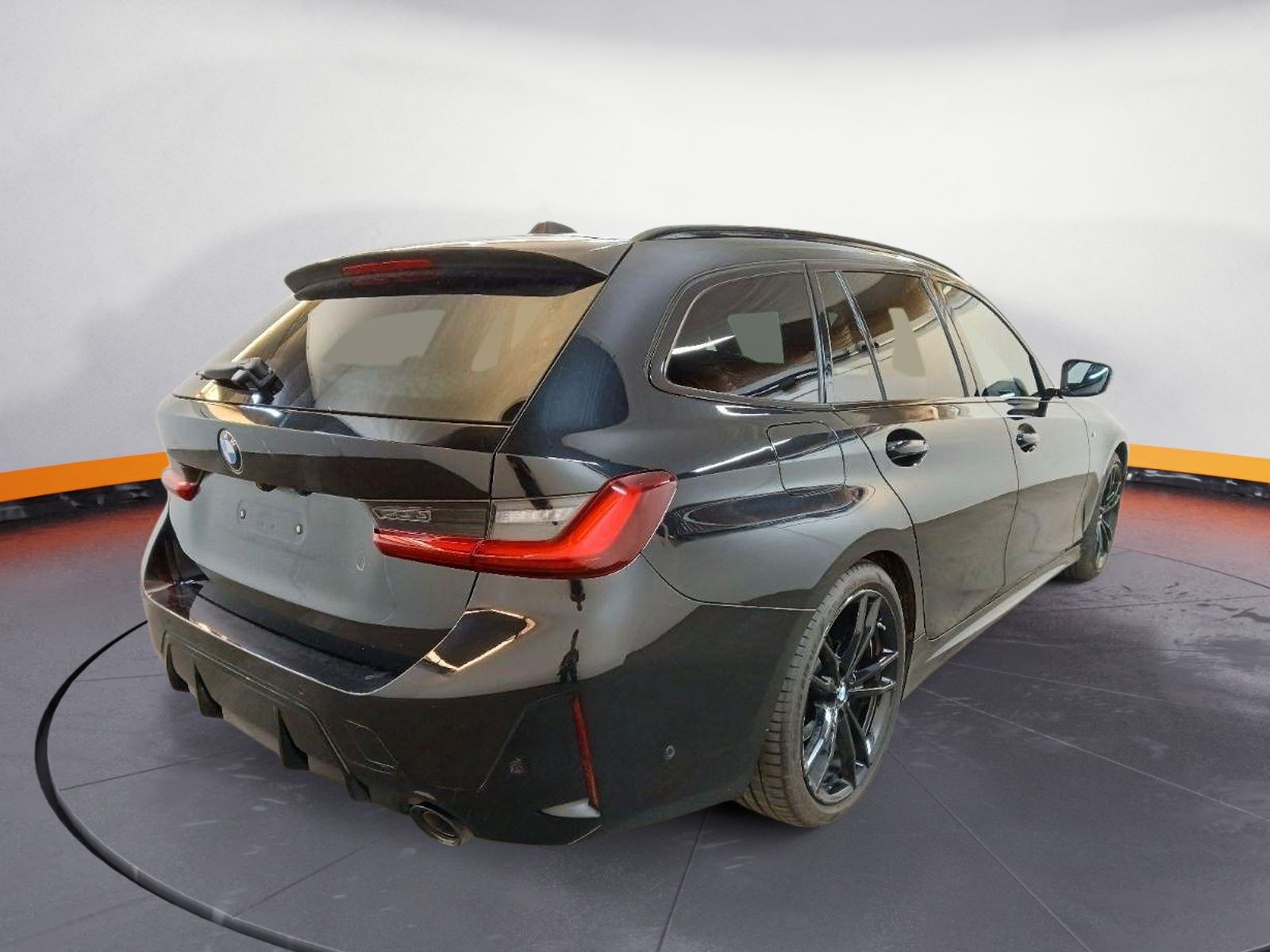 BMW 320d touring xDrive M-Sport - Samsaru's Car Outlet