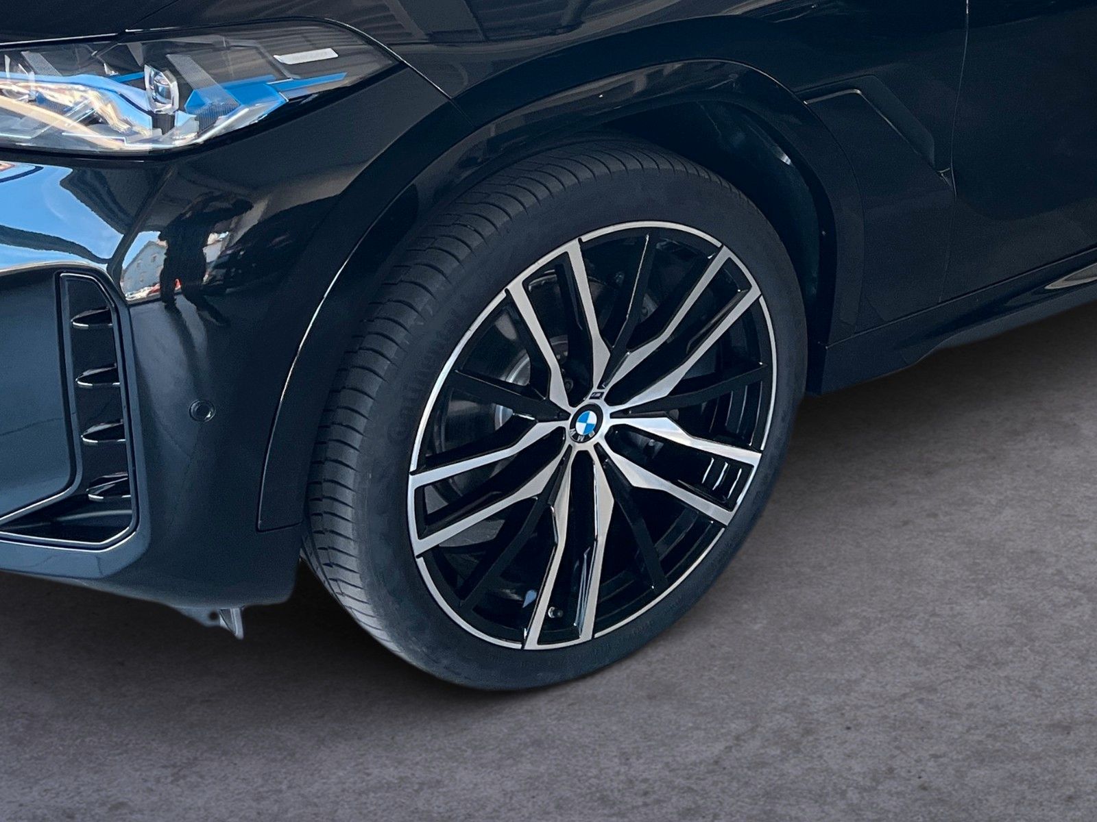 BMW X6 xDrive 40d M SPORT/LED/AHK/PANO-DA/H&K