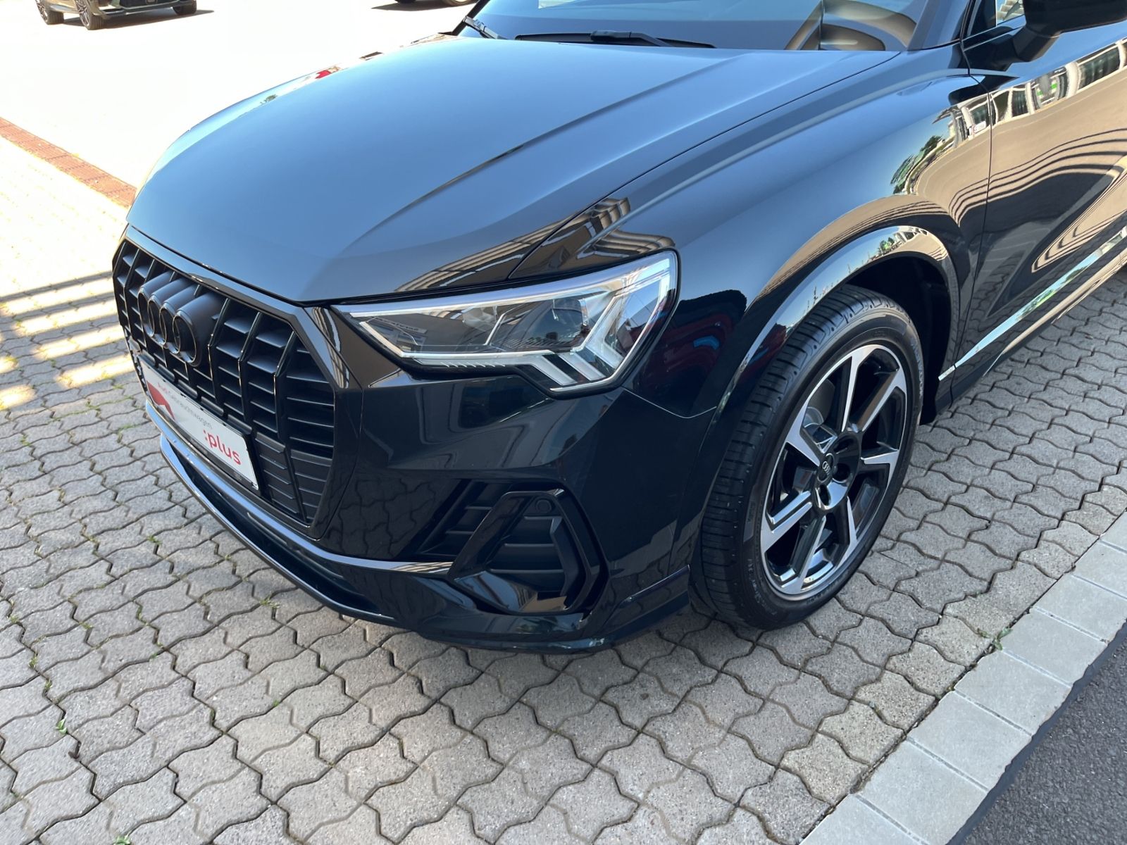 Audi Q3 40 TDI quattro S line Plus - Samsaru's Car Outlet