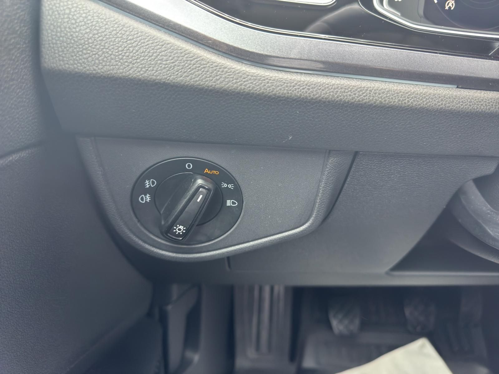 Volkswagen Taigo 1.0 TSI Style - Samsaru's Car Outlet