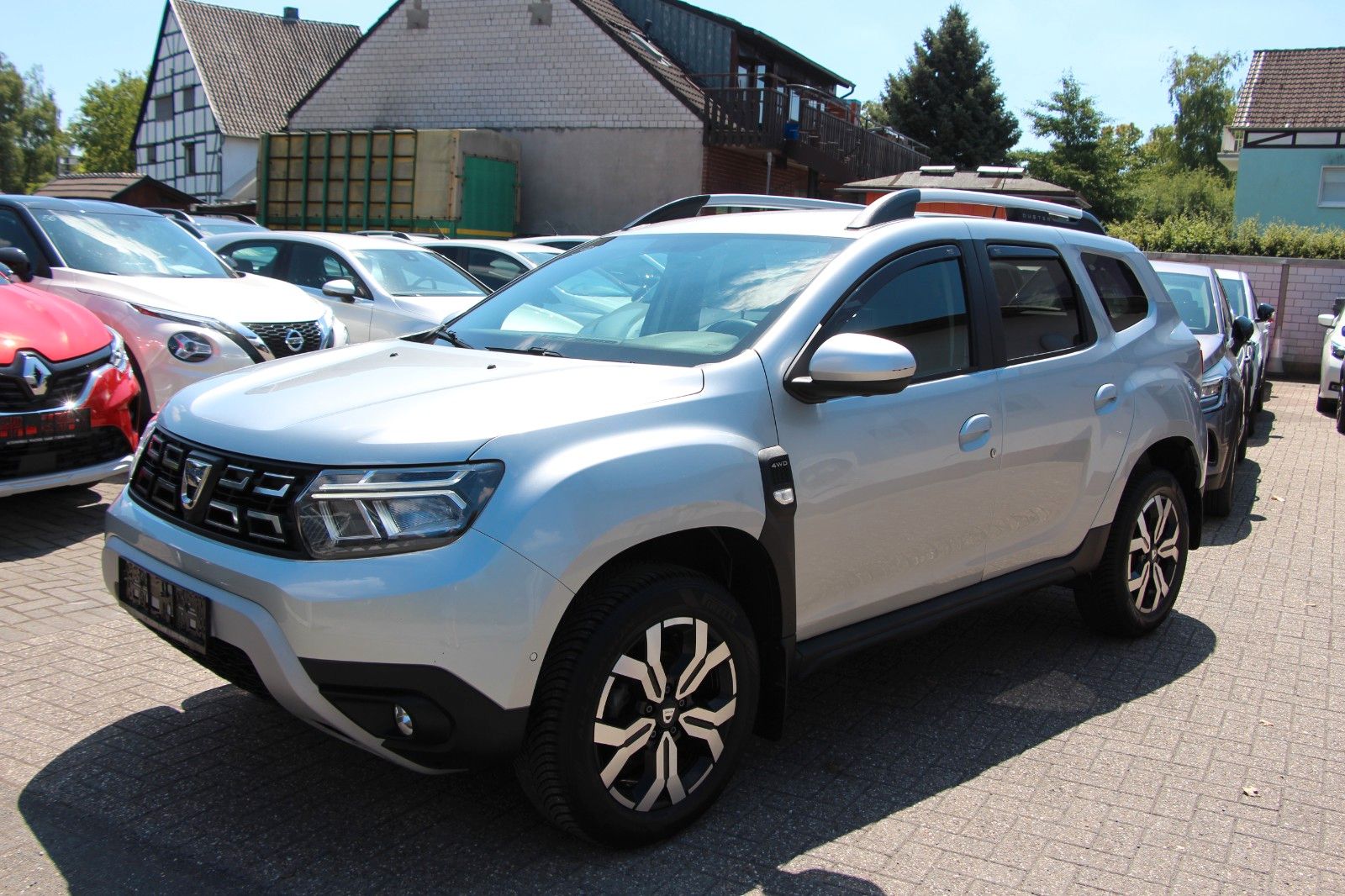 Dacia Duster TCe 150 4WD Prestige - Samsaru's Car Outlet