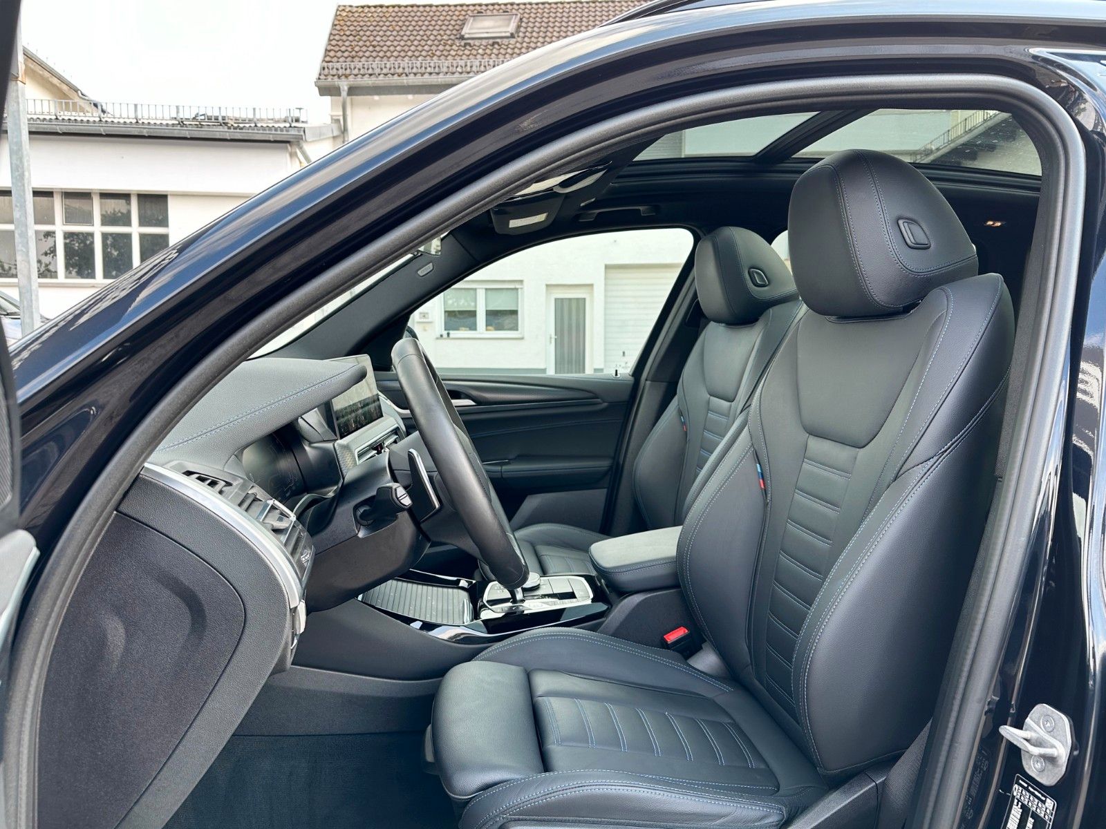 BMW X3 xDr30e M Sport Pro - Samsaru's Car Outlet