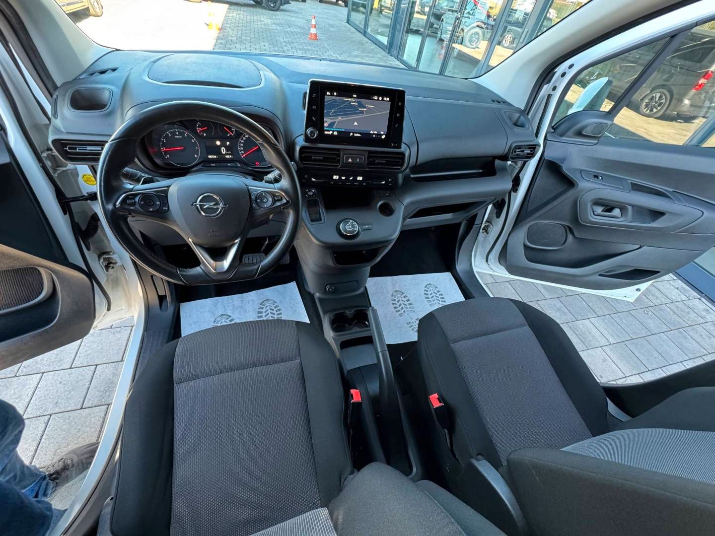 Opel COMBO CARGO 1.5D AT8 - Samsaru's Car Outlet