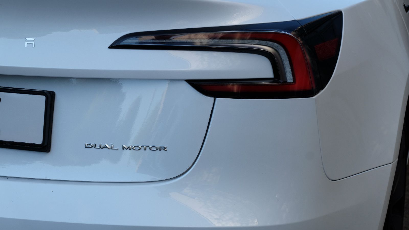 Tesla Model 3 Long Range Dual Motor AWD, HIGHLAND, AHK