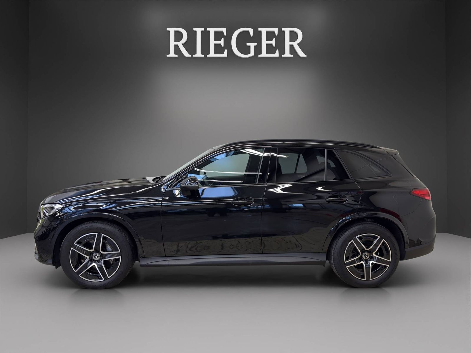 Mercedes-Benz GLC 300 d 4M AMG*MEMORY*NIGHT*AHK*Pano*360°*SHZ*