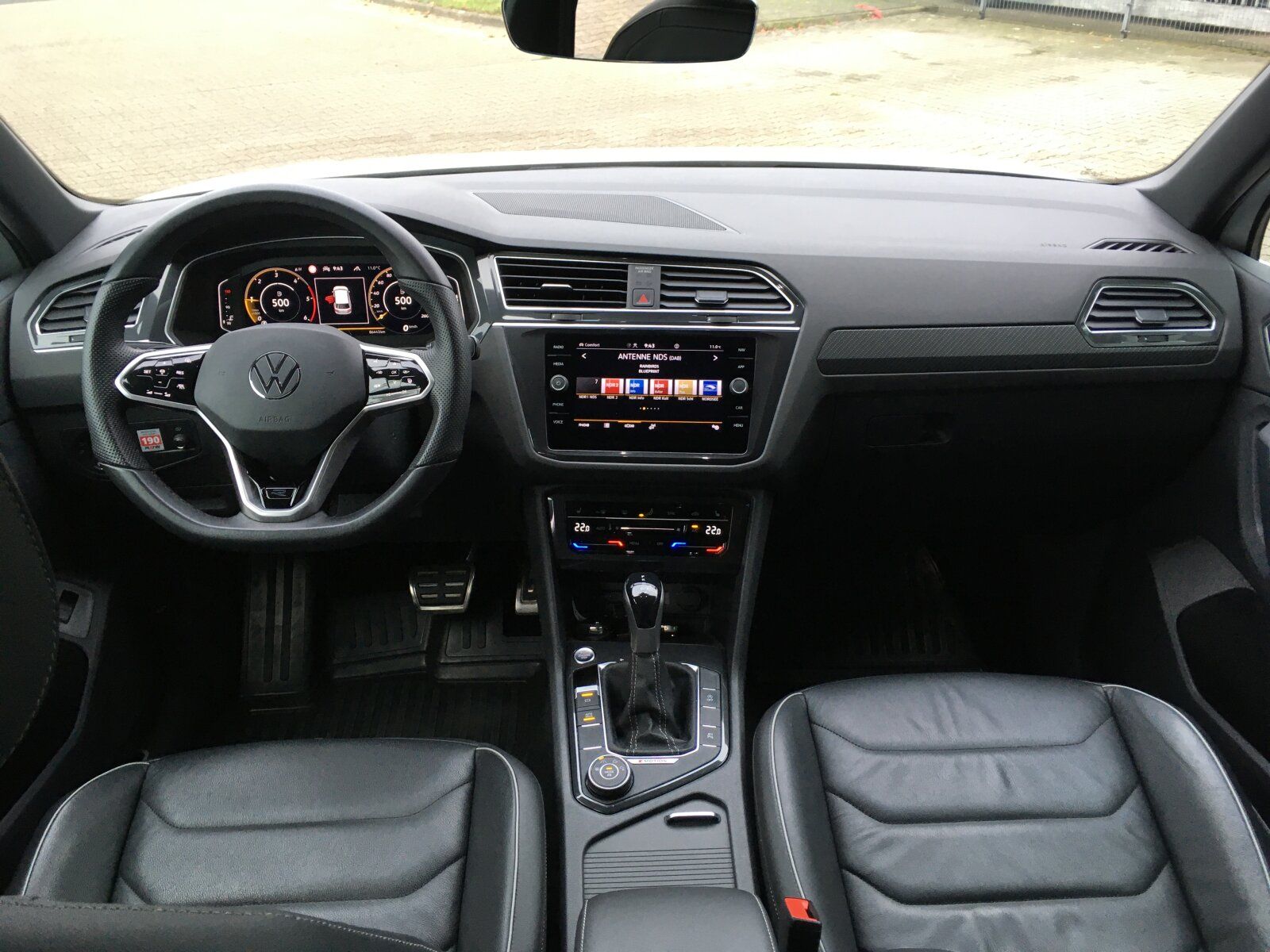 Volkswagen Tiguan R-Line 2.0 TDI 4Motion Leder+Soundsystem+