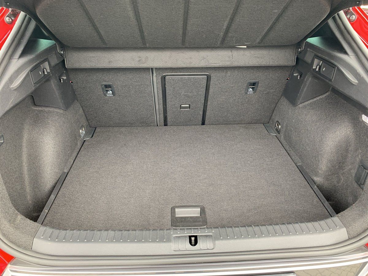 Cupra Formentor VZ 2.0 DSG 4DRIVE AHK+KLIMA+ACC+DAB+