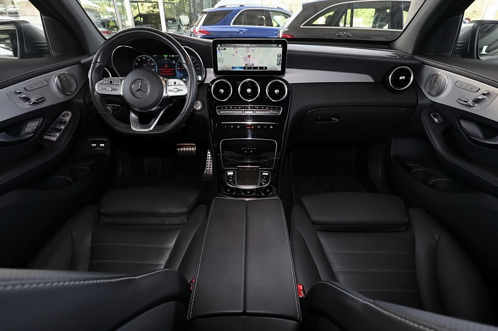 Mercedes-Benz GLC 300 e 4M Coupé AMG - Samsaru's Car Outlet