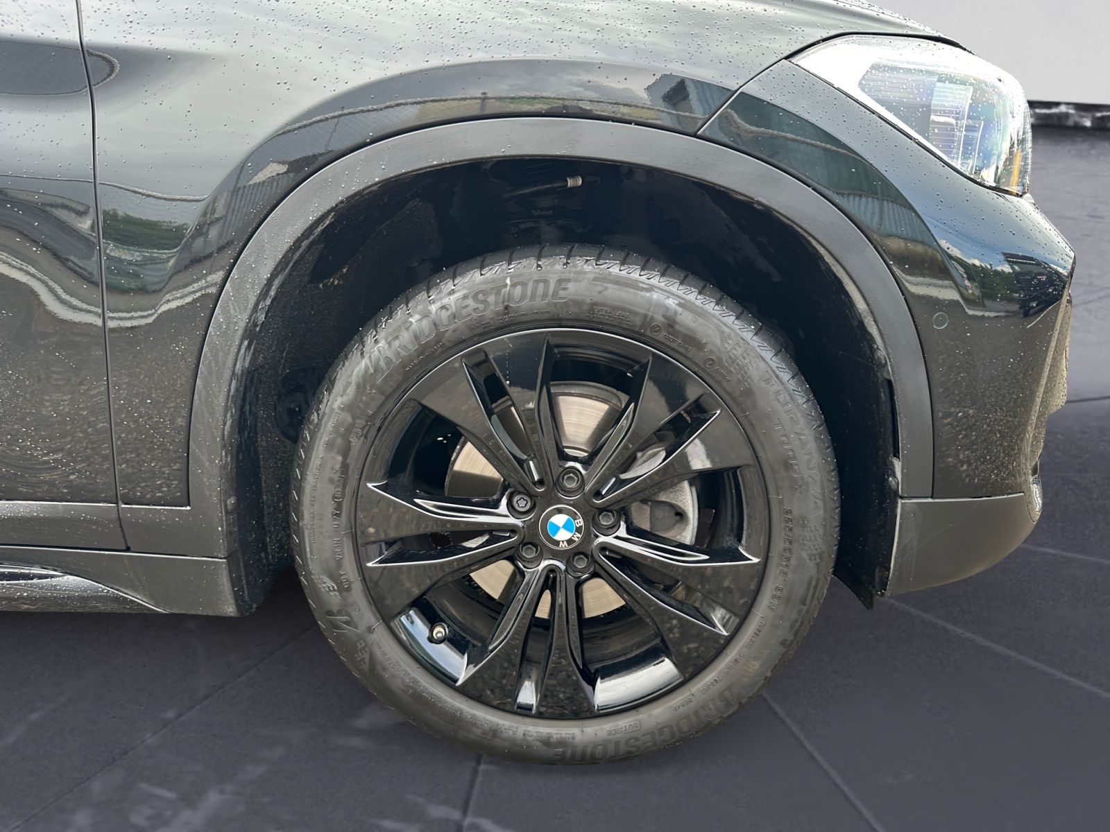 BMW X1 xDrive18d Sport Line - Samsaru's Car Outlet