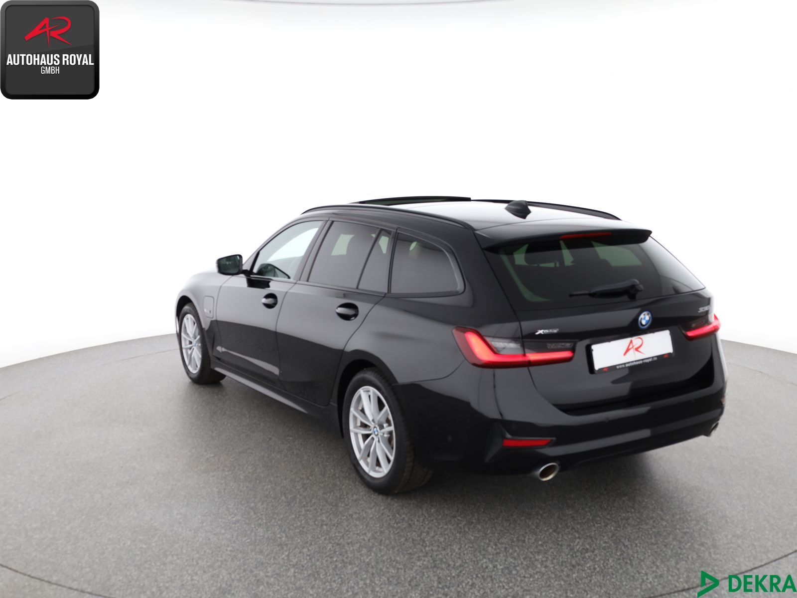 BMW 330 e T xDrive SPORTLINE - Samsaru's Car Outlet
