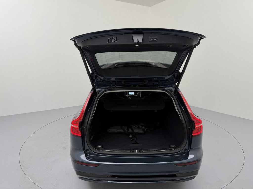 Volvo V60 T8 Ultra Dark Plug-In Hybrid AWD PANO 360°