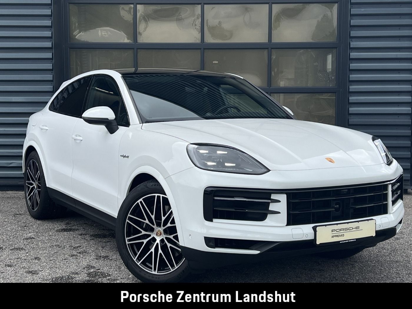 Porsche Cayenne E-Hybrid Coupe |21-Zoll RS Spyder Design