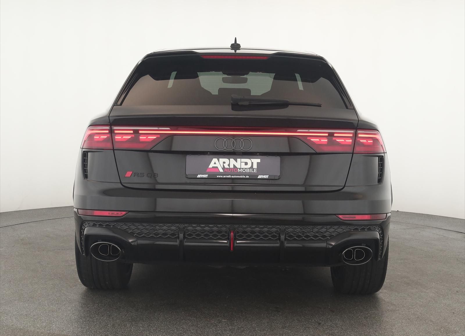Audi RS Q8 SUV performance Laser Pano Vmax RSAbgas 23