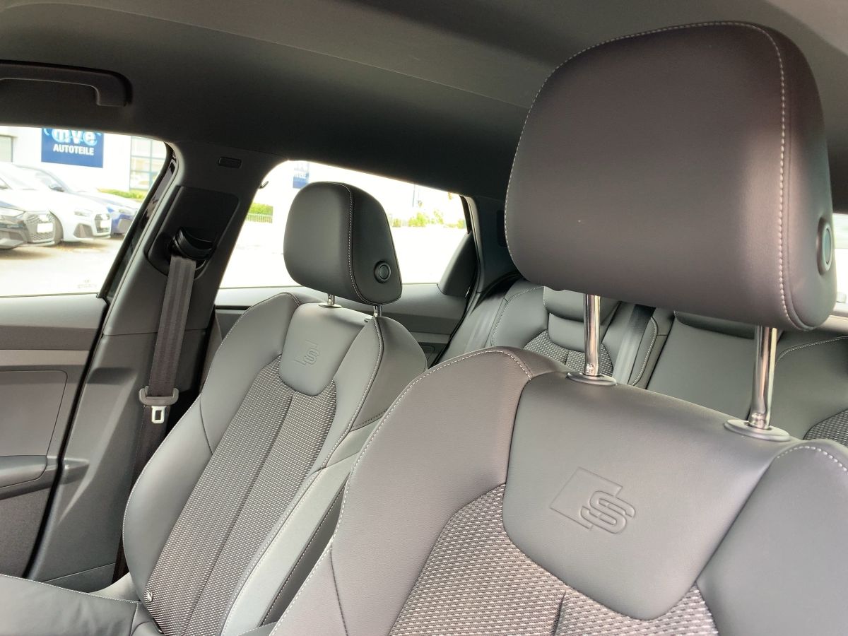 Audi A1 Sportback 30 TFSI S tronic ACC+LED+CarPlay+SH