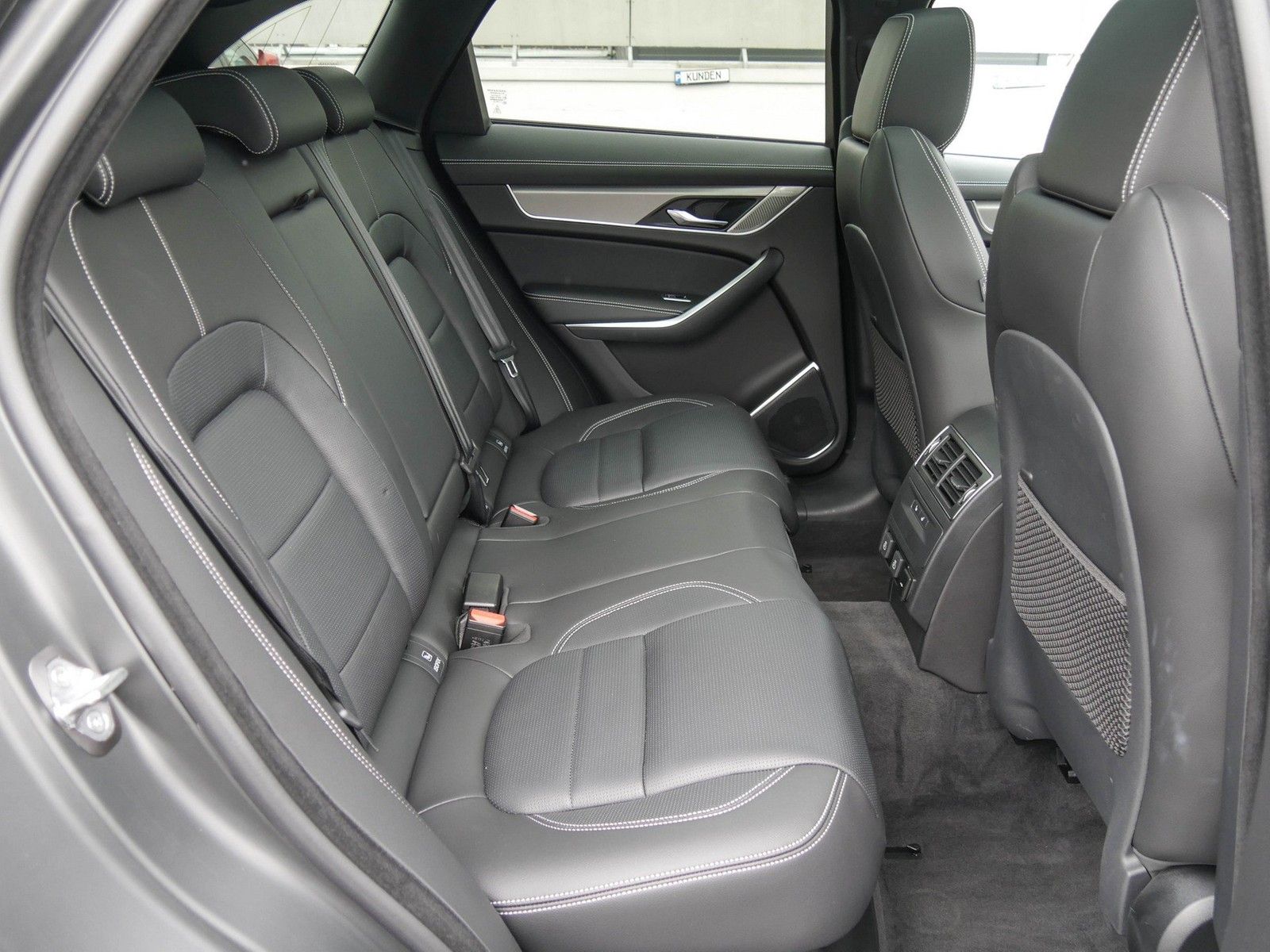 Jaguar F-PACE D300 R-Dynamic SE 90th Anniversary Editio