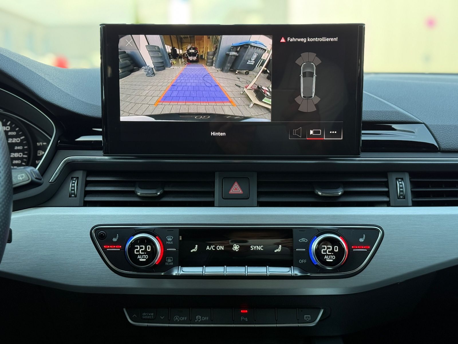 Audi A4 Avant 40 TDI S-Line - Samsaru's Car Outlet