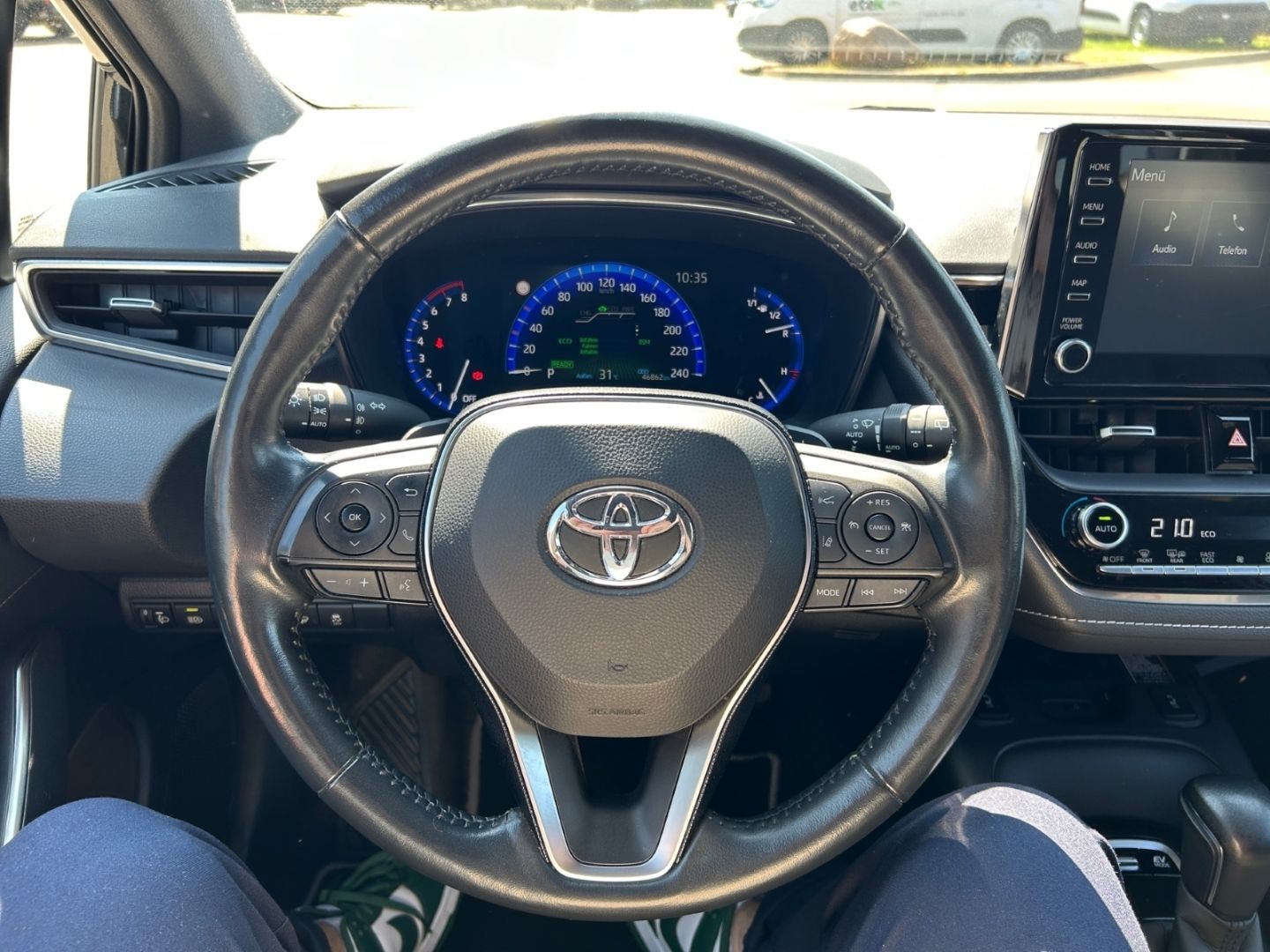 Toyota Corolla Touring Sports 2.0l Hybrid - Samsaru's Car Outlet