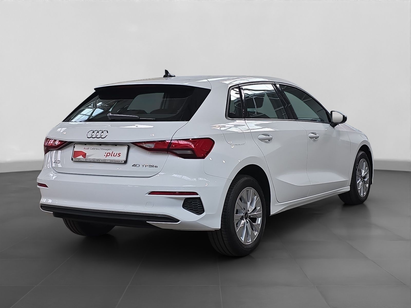 Audi A3 Sportback 40 TFSI e SITZHZG LM16 DAB