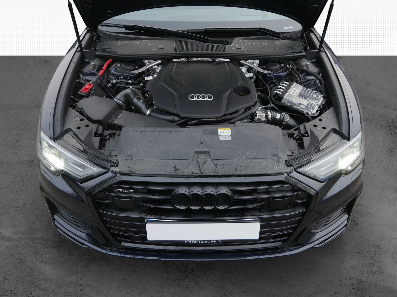 Audi A6 Avant 55 TFSI qu. S-Line - Samsaru's Car Outlet