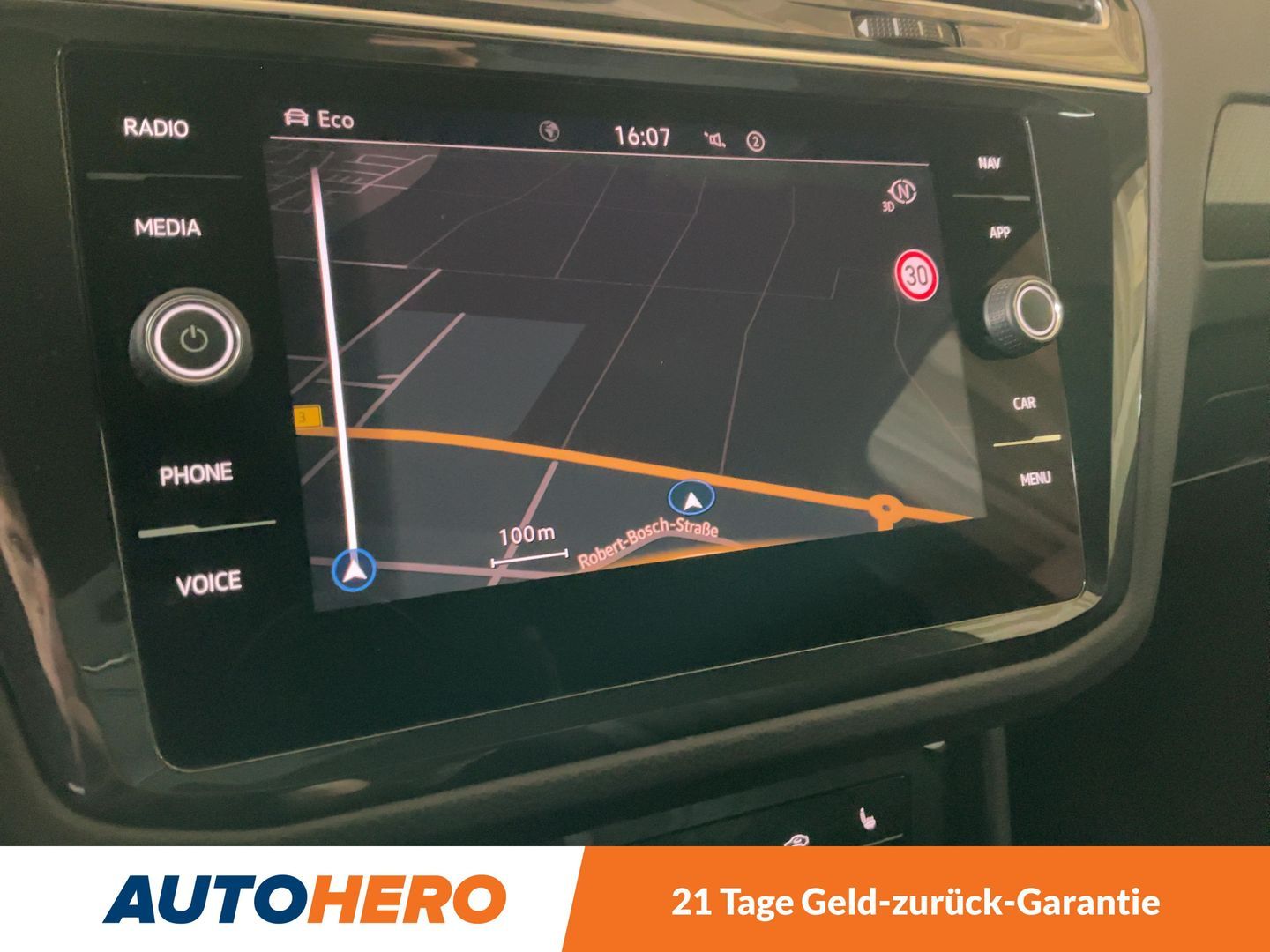 Volkswagen Tiguan 2.0 TDI R-Line 4Motion - Samsaru's Car Outlet
