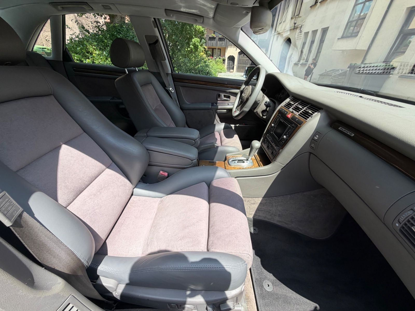 Audi S8 4.2 V8 / NUR 109000 Km !!!