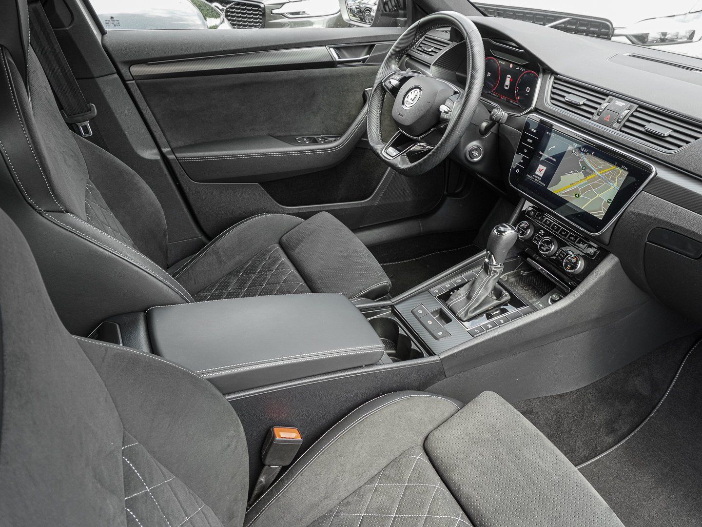 Skoda Superb Combi 2.0 TDI 4x4 DSG Sportline MATRIX AH