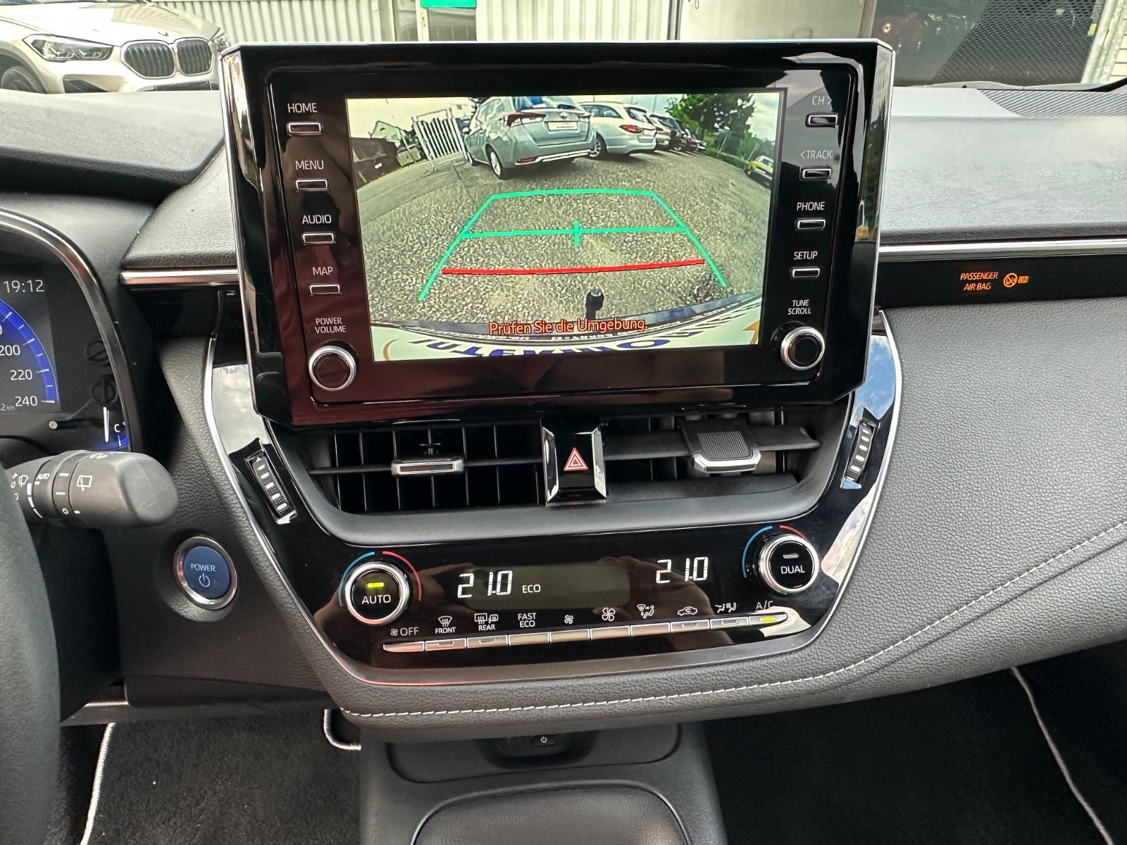 Toyota Corolla Touring Sports Hybrid - Samsaru's Car Outlet