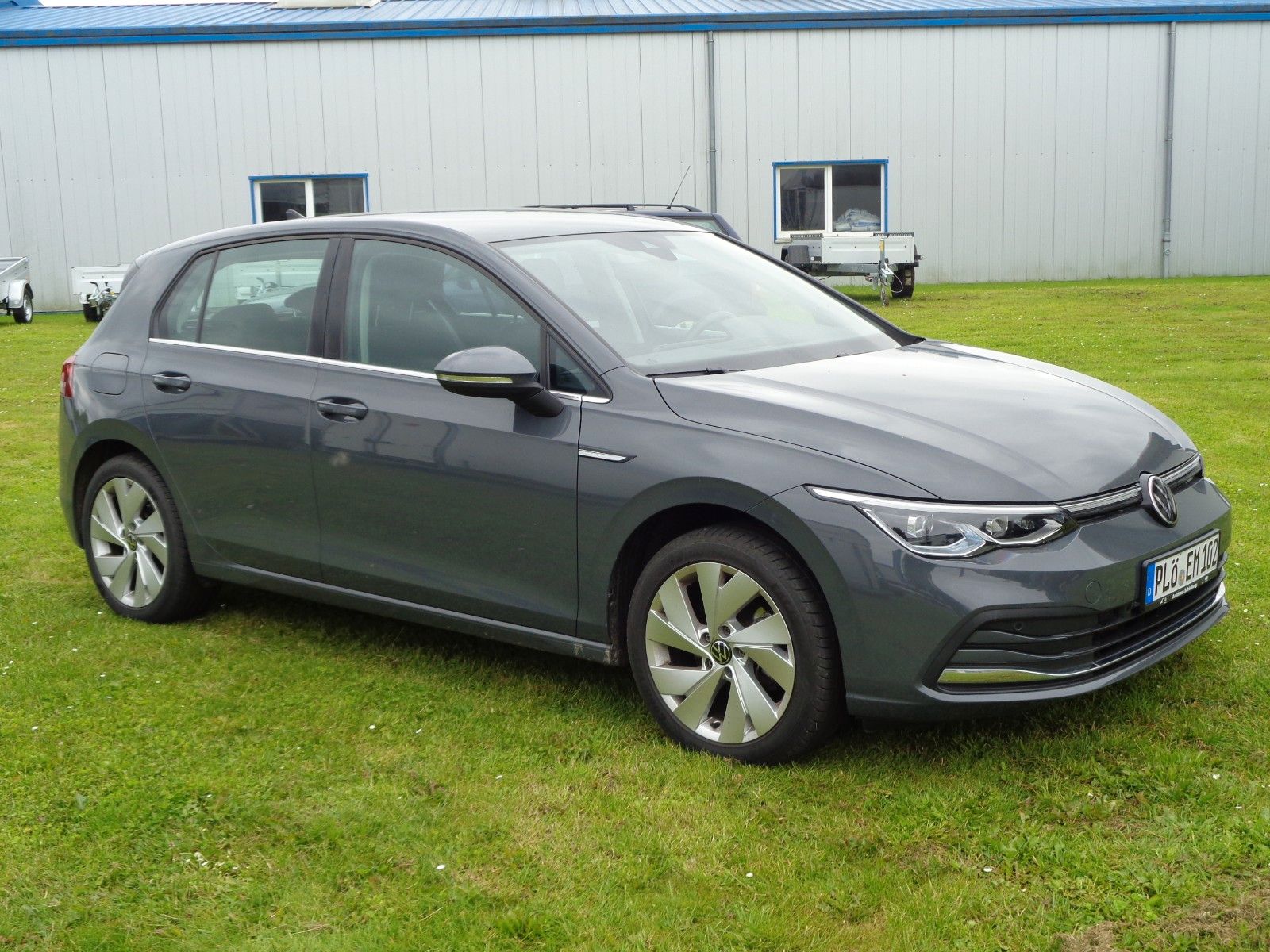 Volkswagen Golf VIII Lim. Style - Samsaru's Car Outlet