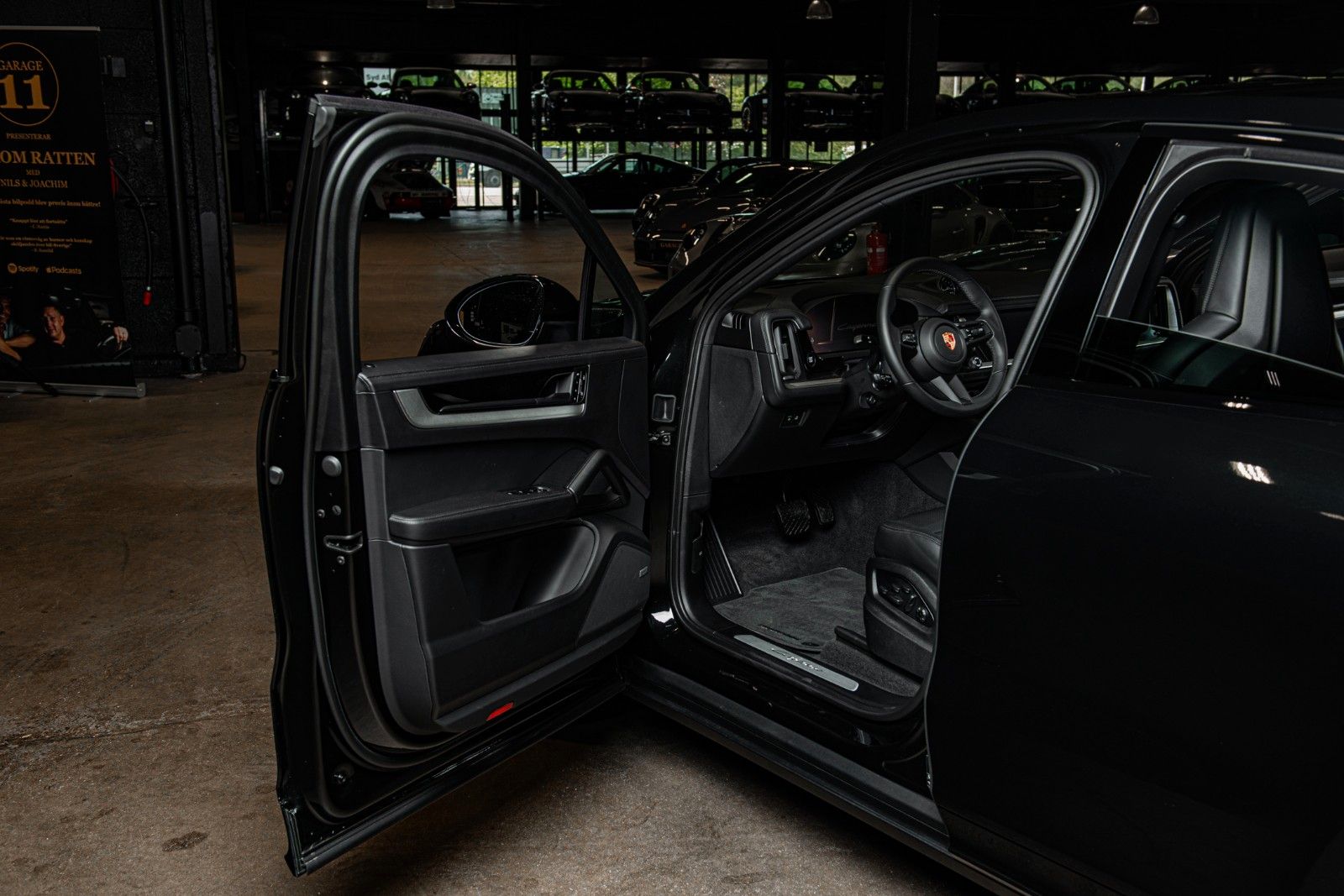 Porsche Cayenne Coupe E-Hybrid / SportDesign / VAT