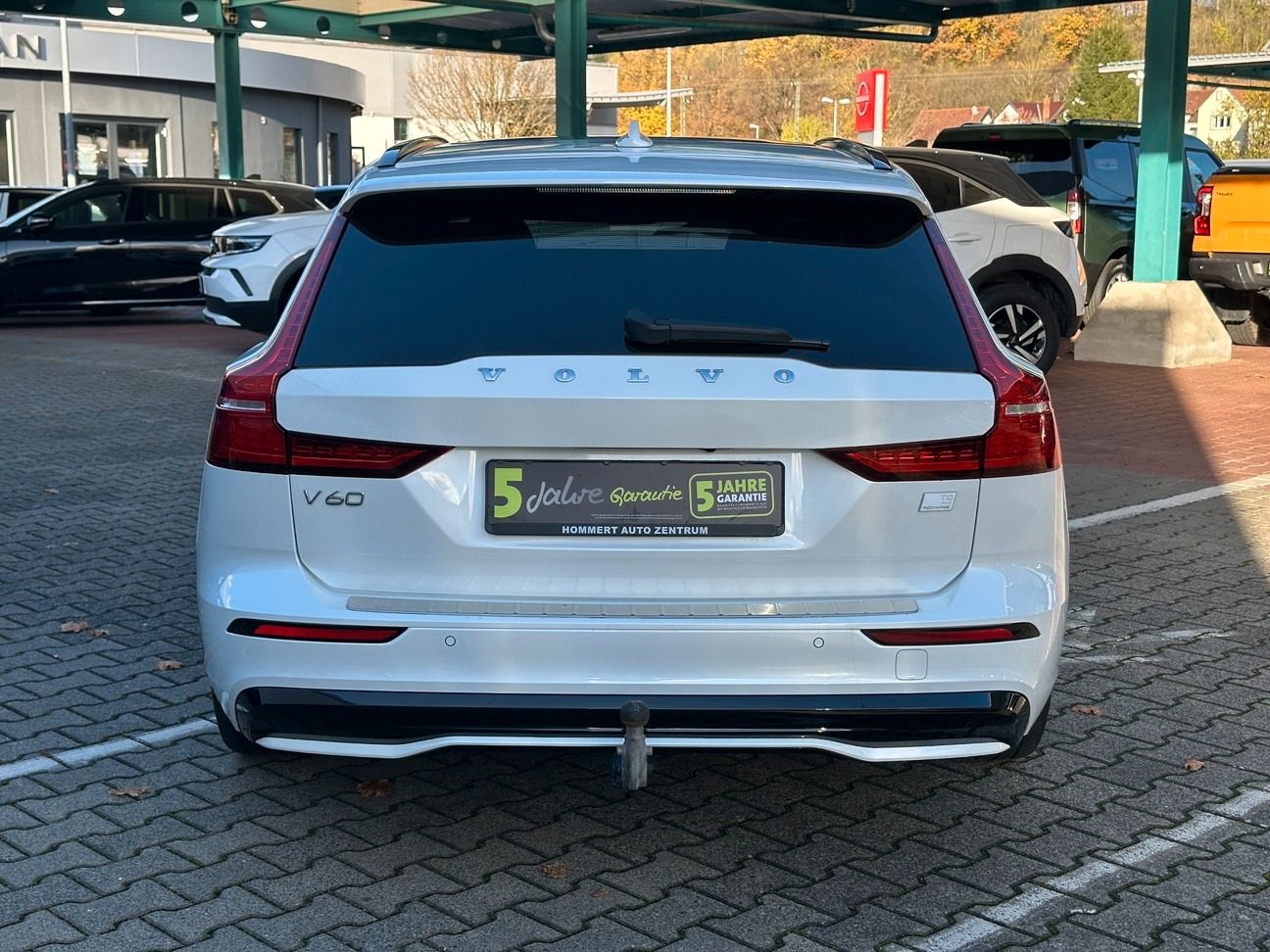 Volvo V60 T8 Recharge AWD Ultimate Dark *Pano*AHK*ACC*