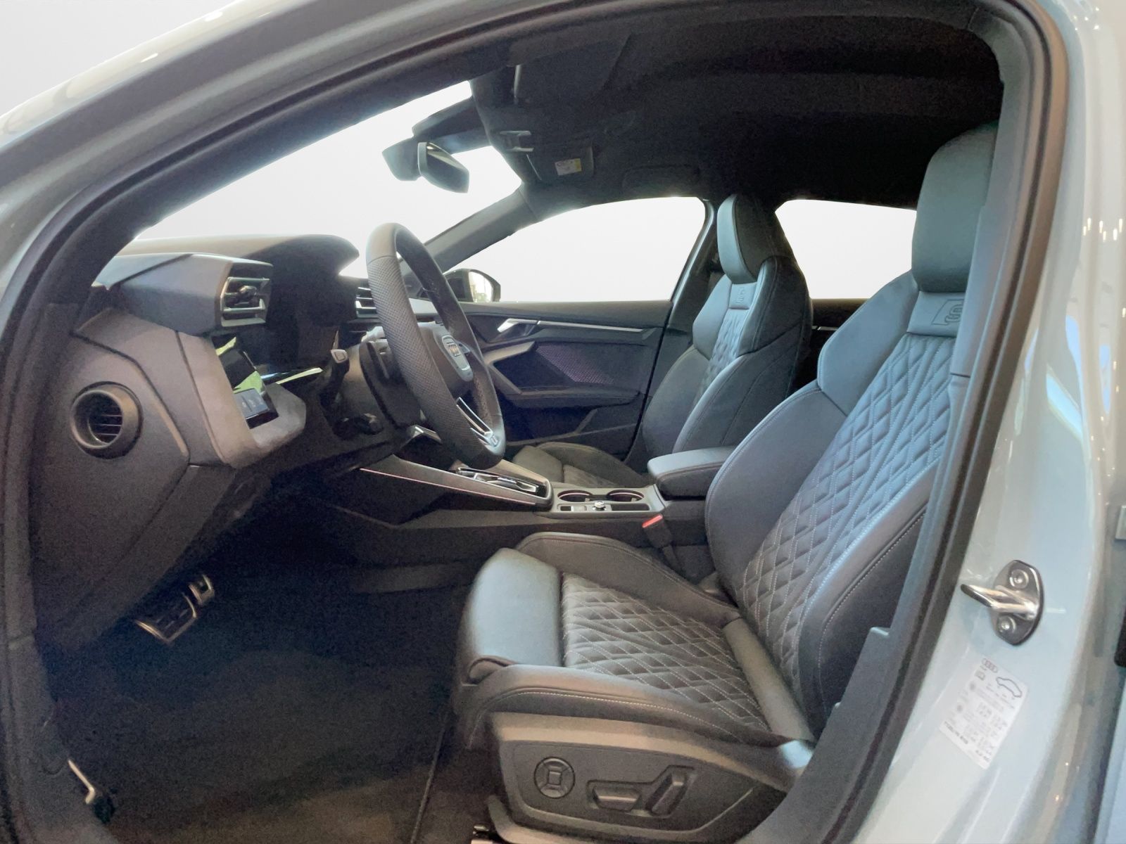 Audi A3 allstreet 35 TDI S tronic - Samsaru's Car Outlet