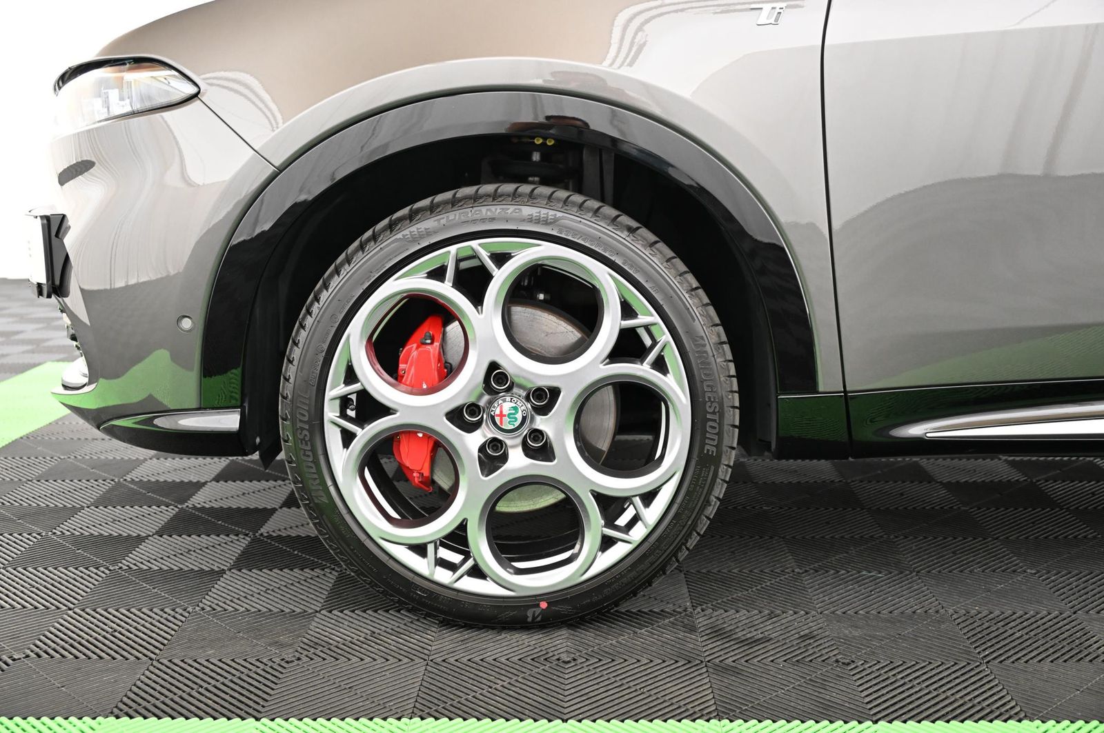 Alfa Romeo Tonale 1.3 PHEV 280 Q4 Ti LED/PANO/BREMBO/20