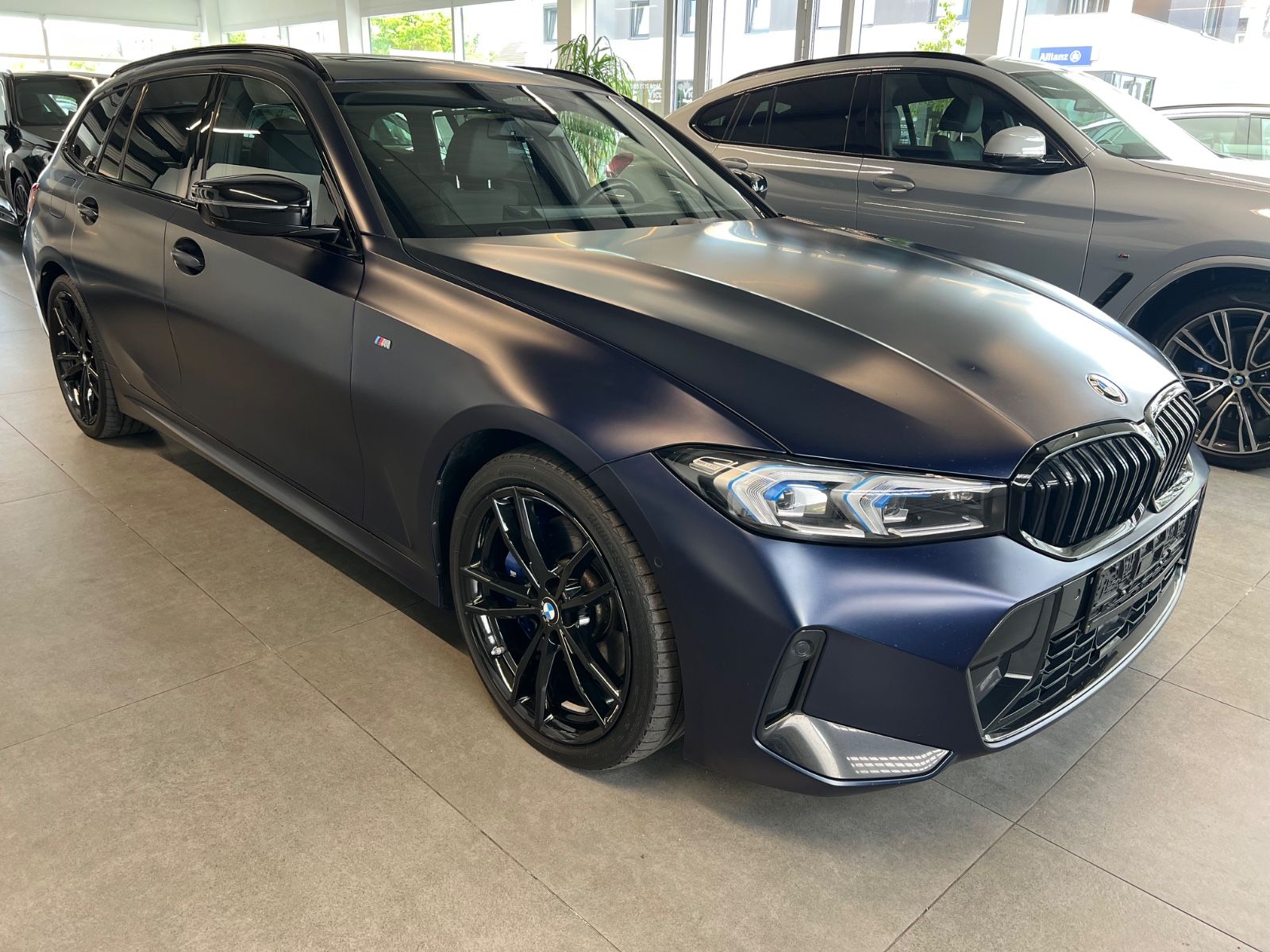 BMW 320 d xDrive Touring M Sport / Pano/ H&K / Matt