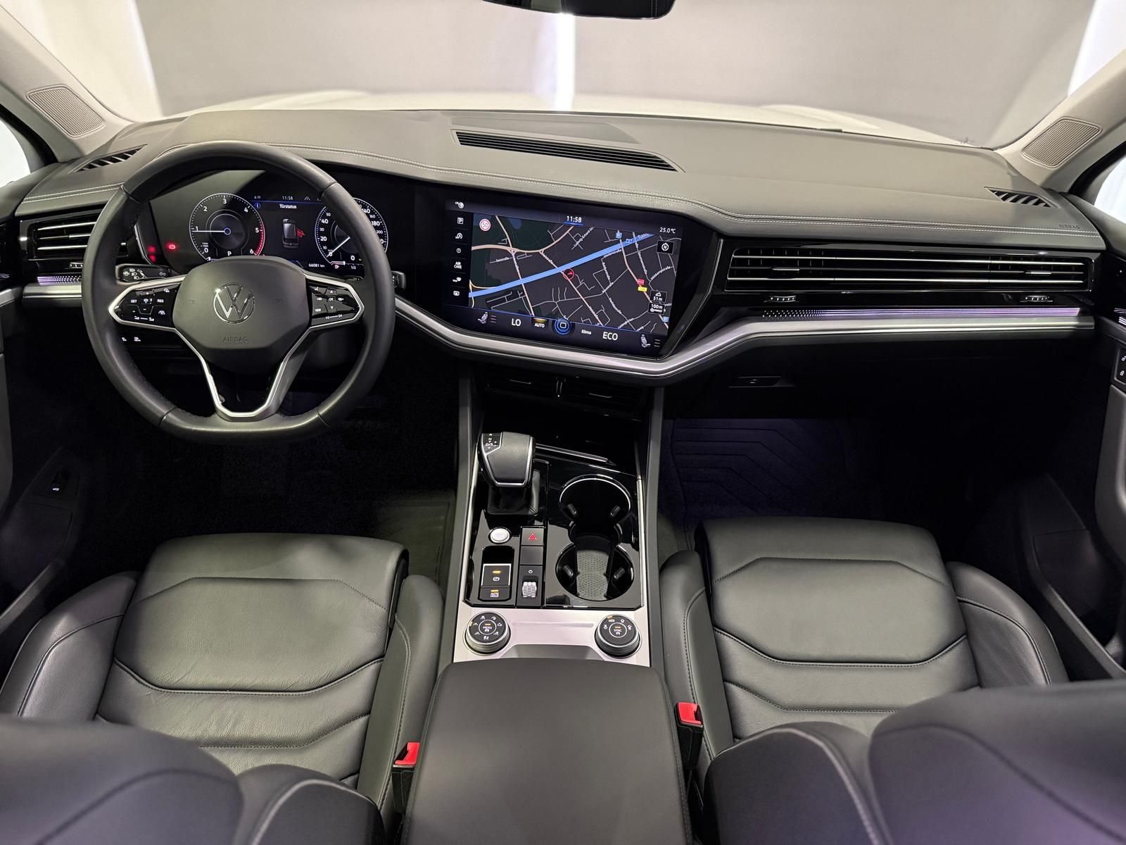 Volkswagen Touareg Elegance 4Motion - Samsaru's Car Outlet